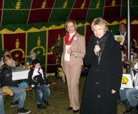 Aktuelle Bilder zur großen Adventsfeier für Familien und Fachkräfte am 9. Dezember